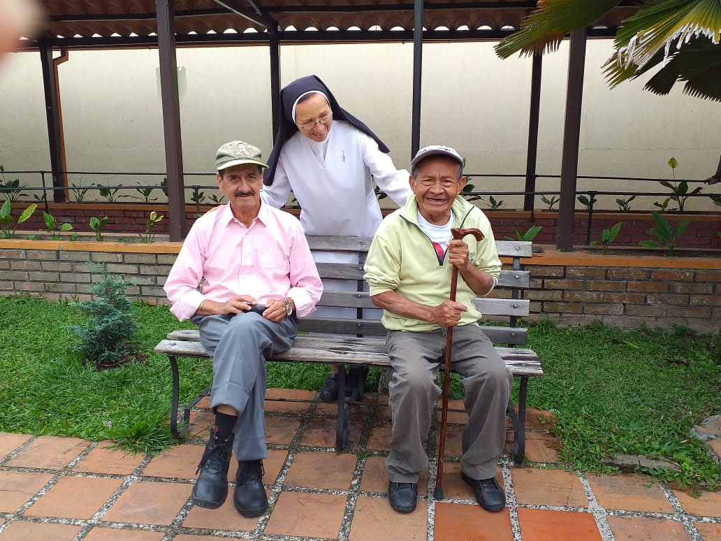 Momentos de convivencia entre residentes